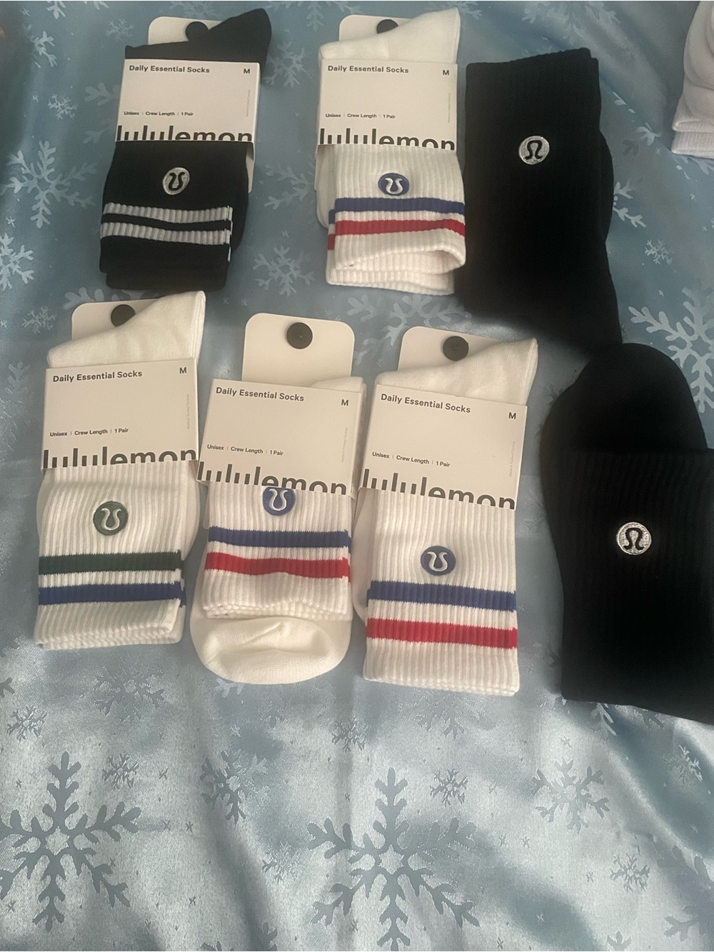 lululemon athletica Daily Essential Crew Socks - White and Black